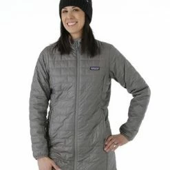 Spyder Shop -Spyder Shop fw2021 patagonia womensnanopuffparka noblegrey model